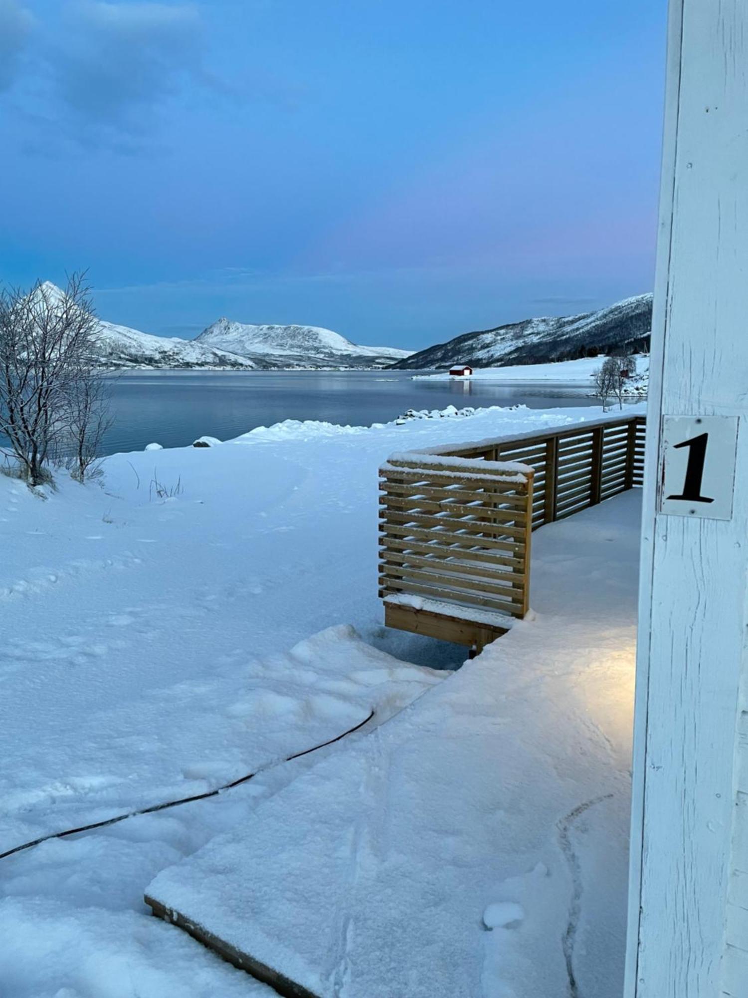 Camp Fjordbotn Hotel Galnslåtta Exterior photo