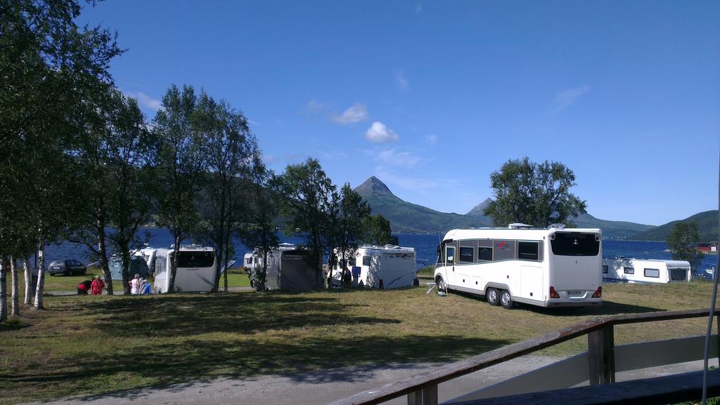Camp Fjordbotn Hotel Galnslåtta Exterior photo